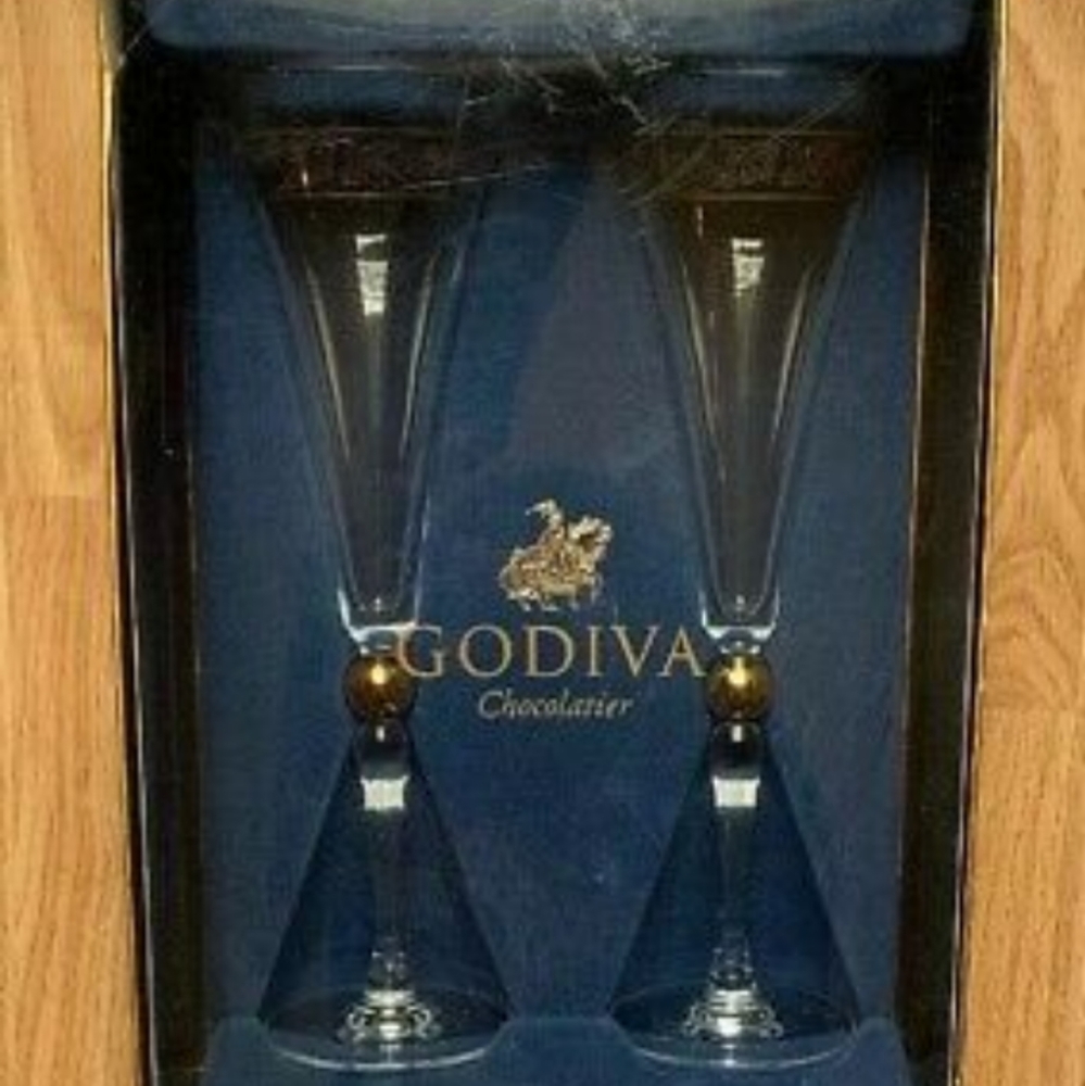 Godiva Champagne Flute Glasses